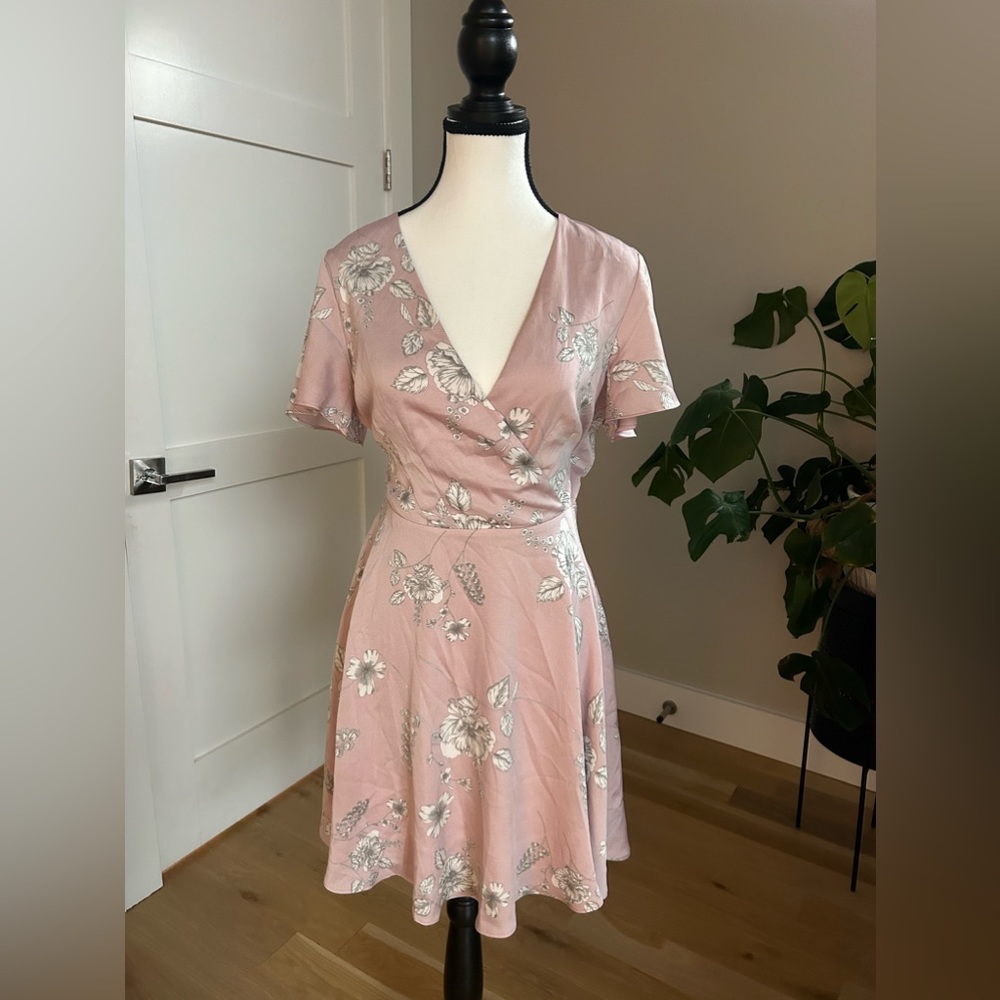 Express Floral Midi Dress